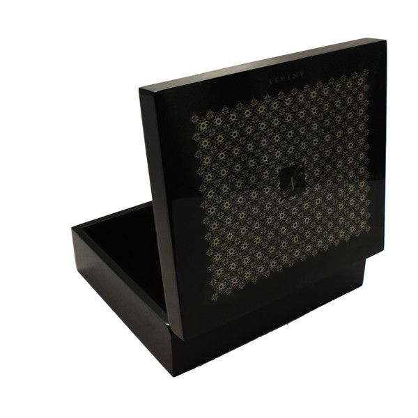Luxury Piano Lacquered Wooden Perfume Storage Gift Box
